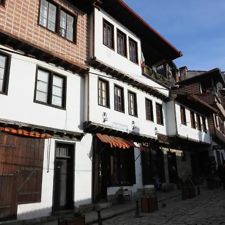 Divna Veliko Tărnovo